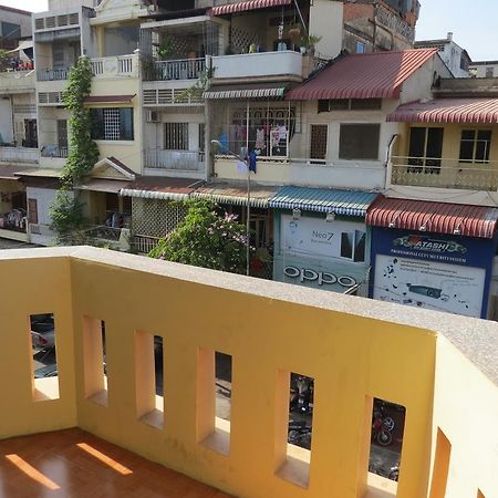פנום פן Jun Jun Guesthouse מראה חיצוני תמונה
