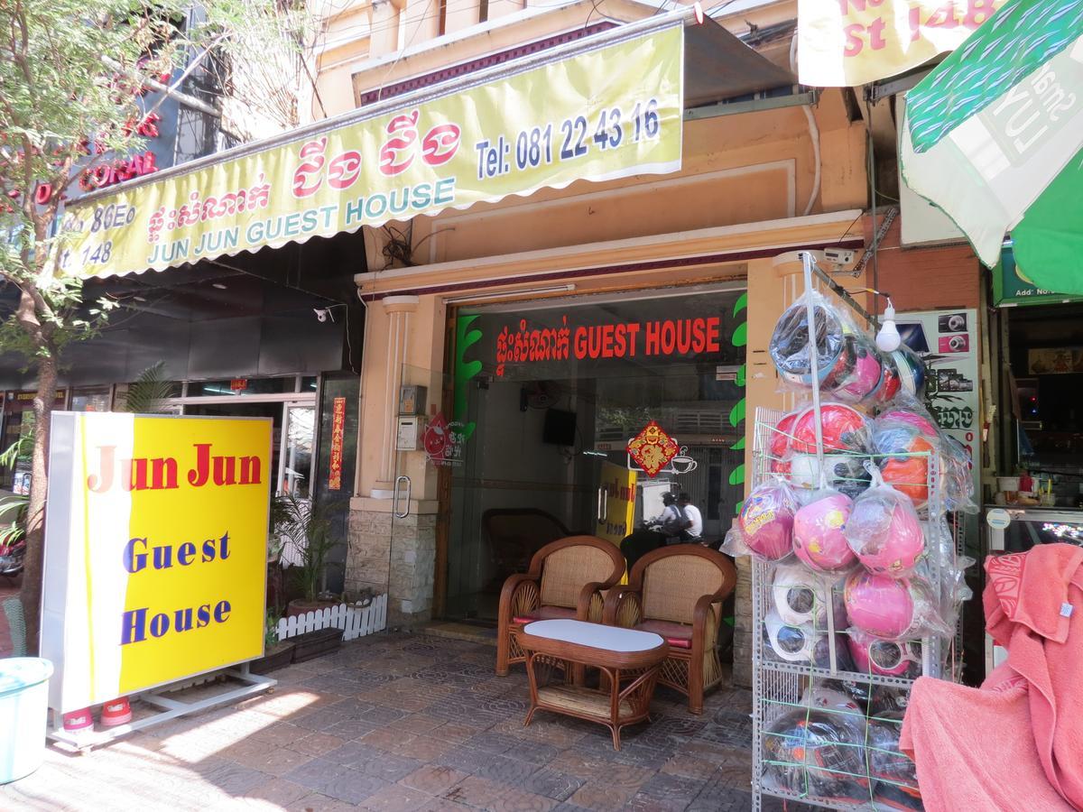 פנום פן Jun Jun Guesthouse מראה חיצוני תמונה
