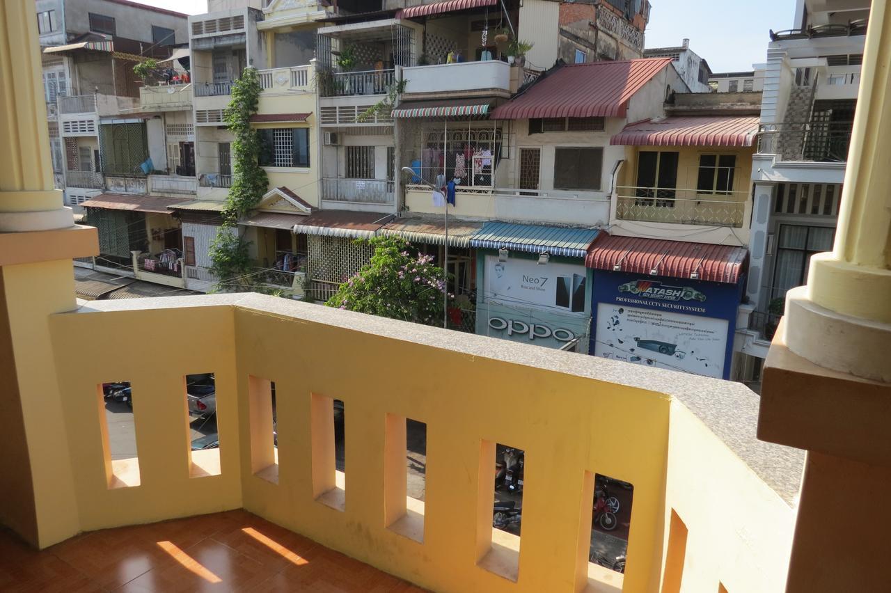 פנום פן Jun Jun Guesthouse מראה חיצוני תמונה